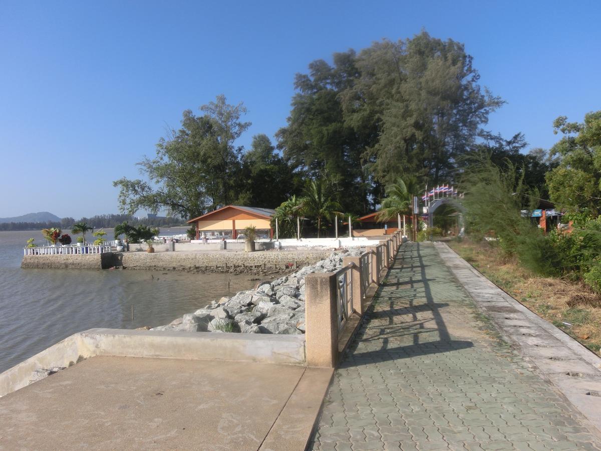 דירות Phuket Pek House מראה חיצוני תמונה