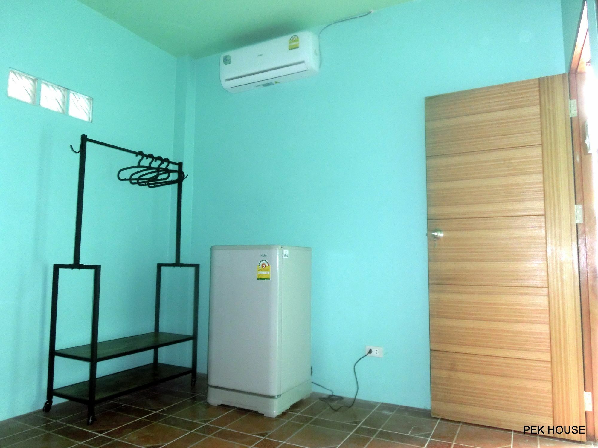 דירות Phuket Pek House מראה חיצוני תמונה